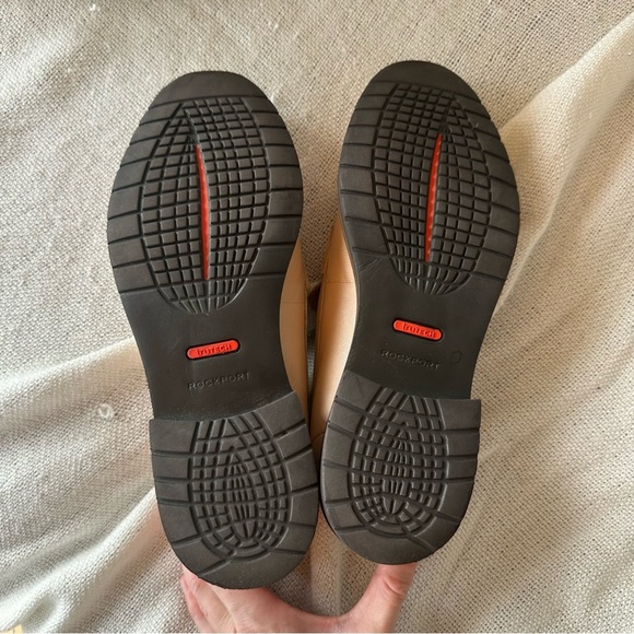 NWOT Rockport Womens Walking Pump in Nude Pink Crocodile SIZE 8 - Picture 7 of 8